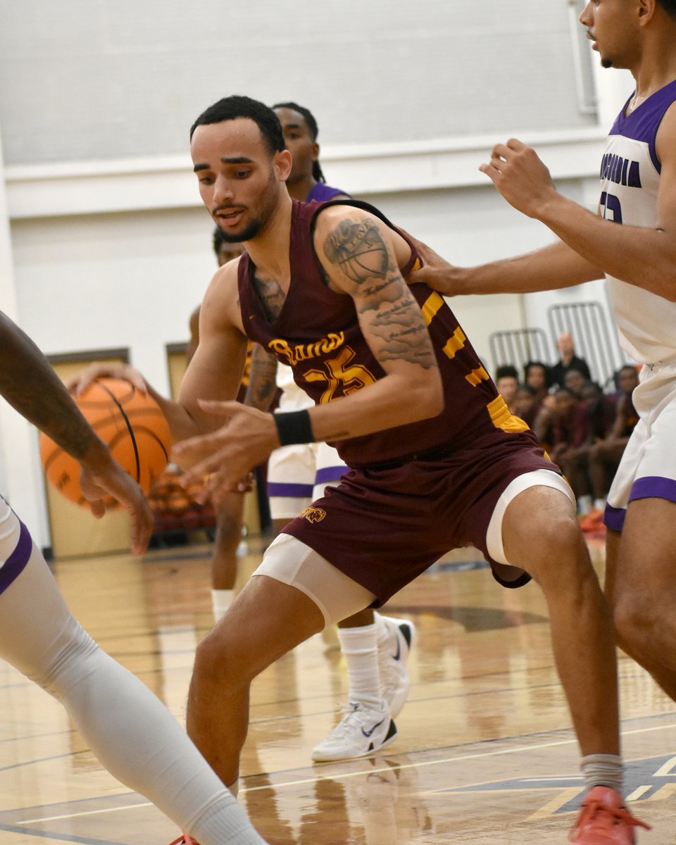 CoachJohnASmith's tweet photo. Looking forward to player @CadeHolzman joining our Men's Basketball staff as he will bring a ton of wisdom, IQ, and hands-on experience to our player development and front court players.  A blessing to grow your own from within, CULTURE matters. @RisingCoaches - future star 🌟 https://t.co/DtTalAWTiB