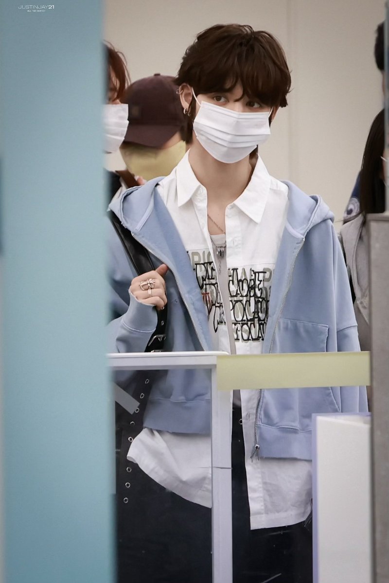 JUSTINJAY21_'s tweet photo. 🩵🩵🩵
#JUSTINJAY #JAYJAY #저스틴 #제이제이 #SMTR25 #jayjay #ジェイジェイ https://t.co/Gy7q1cTXaO