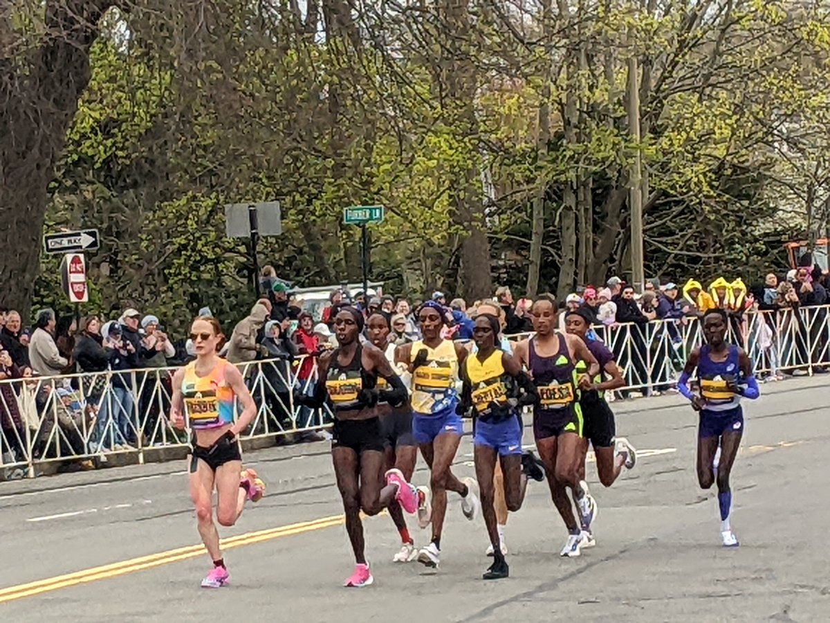 KwanKew's tweet image. The 130th Boston Marathon at Heartbreak Hill. John Korir of Kenya wins his second straight, a record at 2:01:52; Sharon Lokedi, of Kenya, is a back-to-back champion at 2:18:51. The enthusiastic crowd made me nostalgic for my old marathon days. #Bostonmarathon #runningcommunity