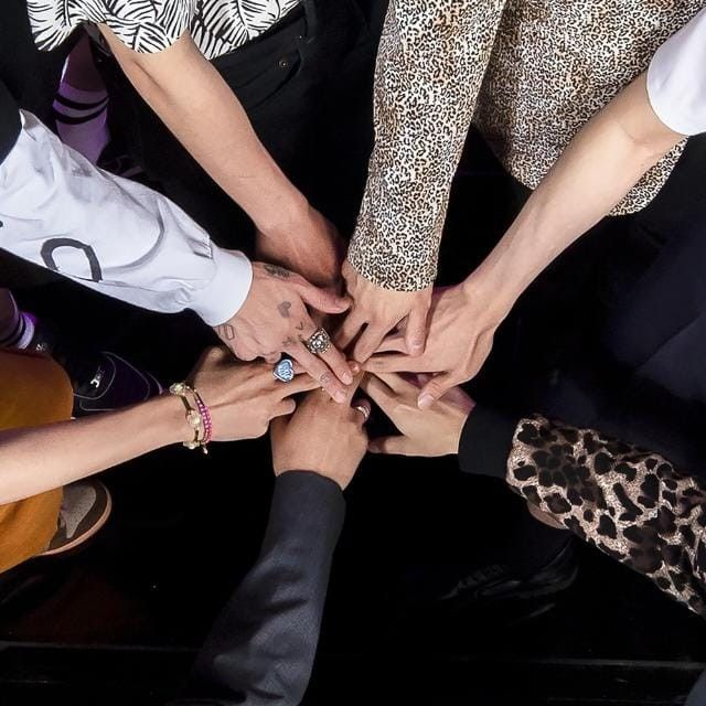 sope girl⁷ ⋆｡𐚁⋆⊹👢 23 y 24/10 veo a HOBI 🇦🇷 tweet media