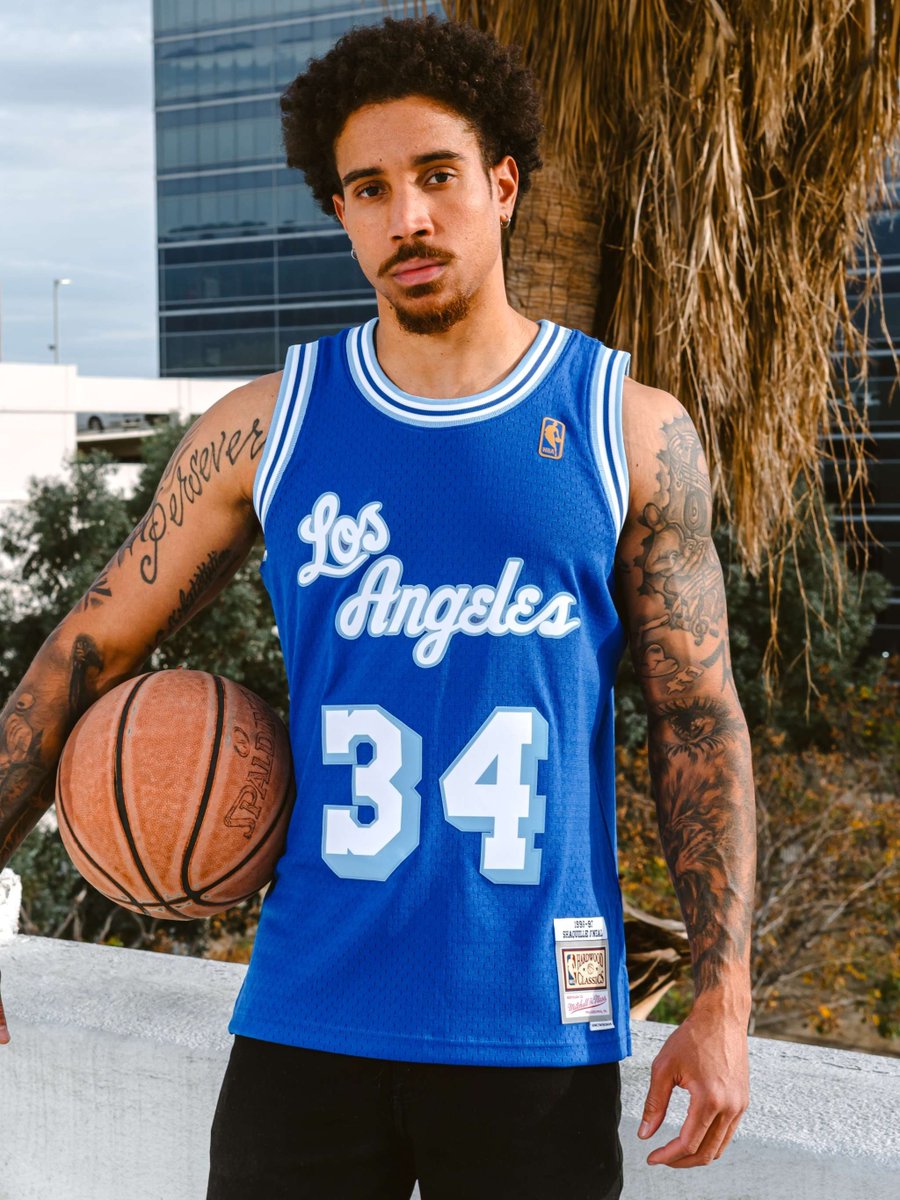 Shiekh.com tweet media