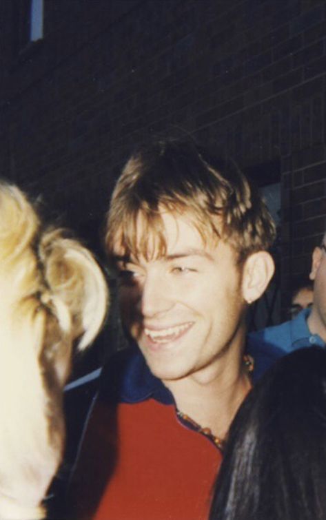 archive damon albarn tweet media
