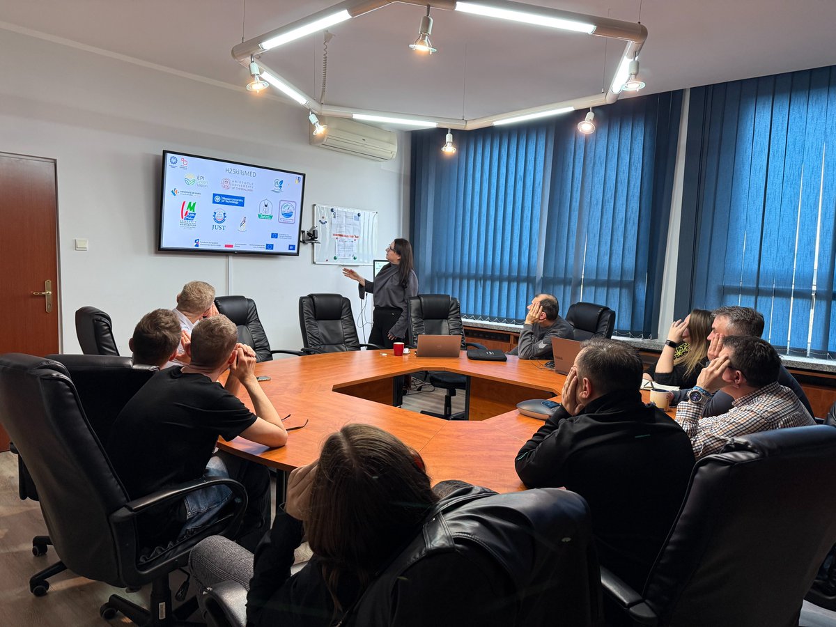 H2skillsM92744's tweet image. Dr. Eng. Anna Kiljan delivered a training (Apr 14–15, 2026) at the Silesian University of Technology on building a workforce for the hydrogen economy, highlighting international knowledge transfer and project-based learning.  #H2SkillsMED #ErasmusPlus #HydrogenSkills #Sustainable