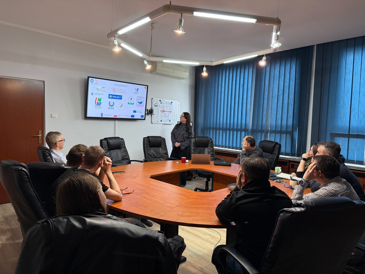 H2skillsM92744's tweet image. Dr. Eng. Anna Kiljan delivered a training (Apr 14–15, 2026) at the Silesian University of Technology on building a workforce for the hydrogen economy, highlighting international knowledge transfer and project-based learning.  #H2SkillsMED #ErasmusPlus #HydrogenSkills #Sustainable