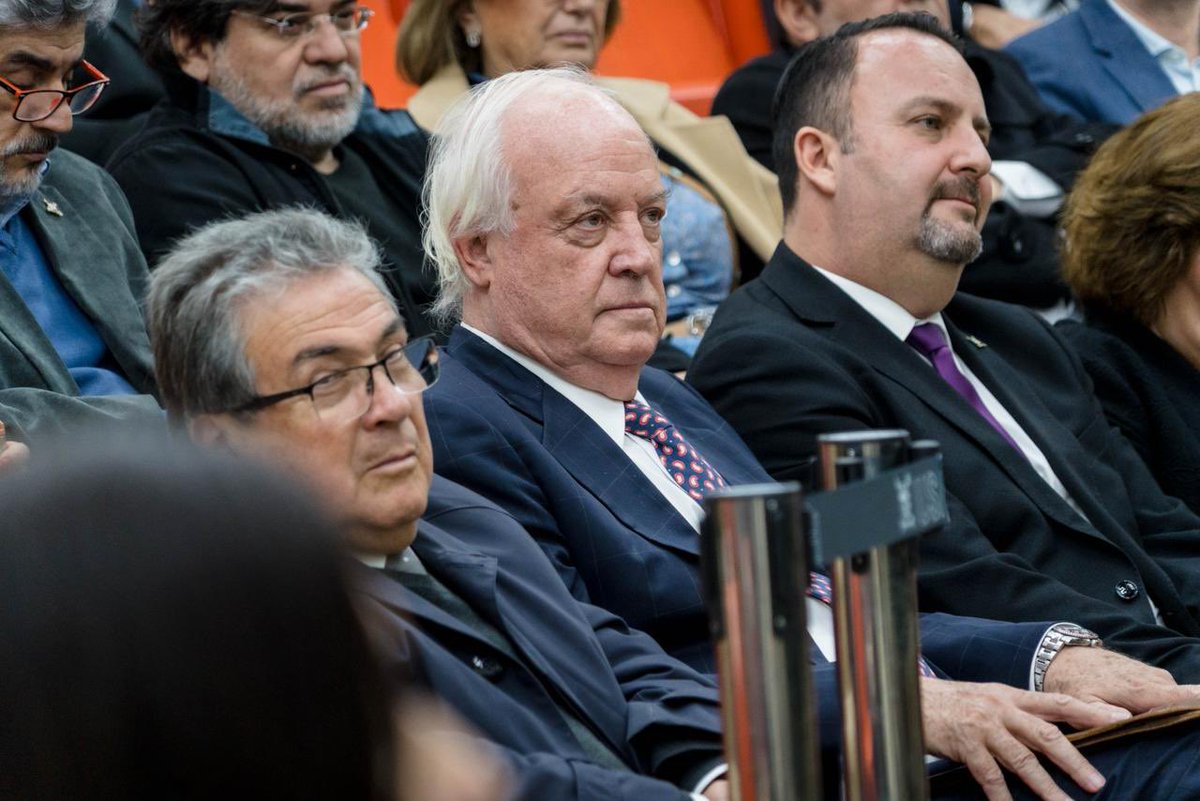 Jorge Heine tweet media