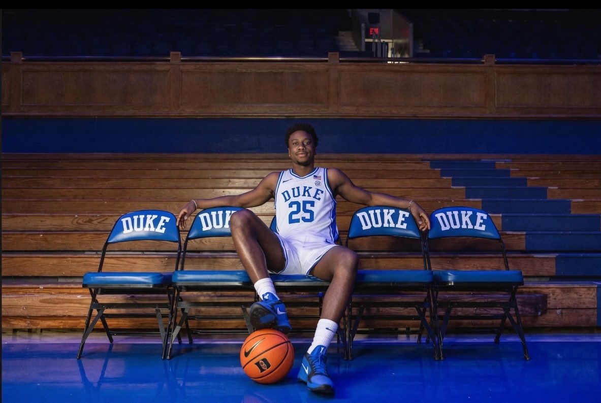 BeardedBlueDevl's tweet image. 🥶🥶🥶🥶👀👀👀👀

#Duke #DukeBasketball #TransferPortal