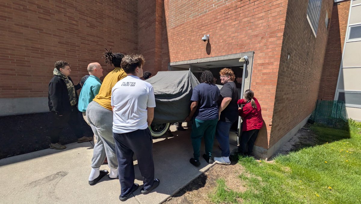 Washington Local Schools tweet media