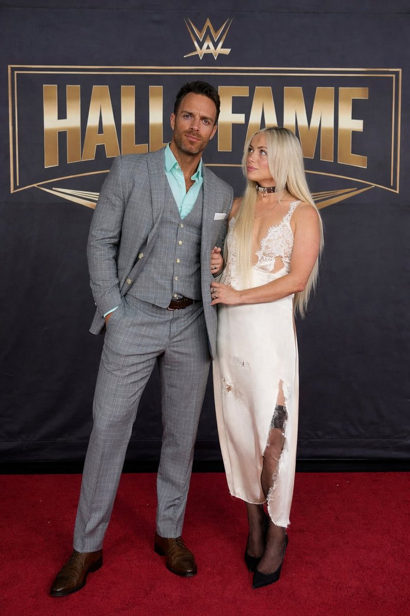 𝑹𝒊𝒍𝒆𝒚 𝑷𝒆𝒕𝒓𝒐𝒗𝒂 🖤 | Parody tweet media