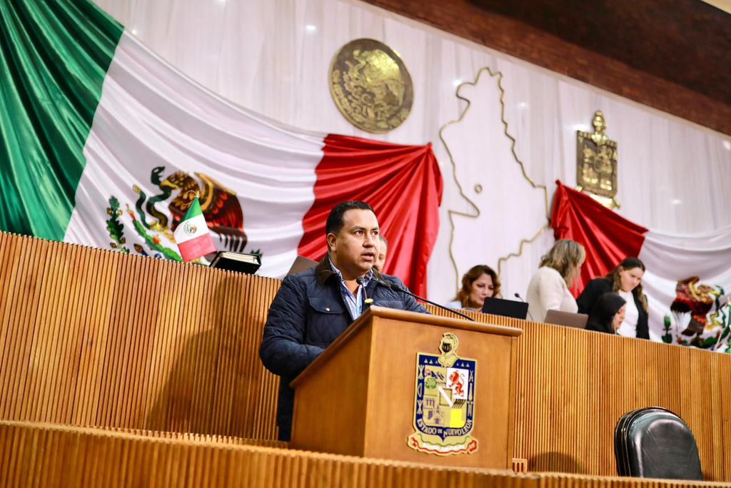 Busca GLPRI fortalecer orientación jurídica 

El diputado local del PRI, José Manuel Valdez, presentó una iniciativa de reforma a la Ley de Gobierno Municipal para que los ayuntamientos brinden orientación jurídica a ciudadanos.

panoramadenuevoleon.com/busca-glpri-fo…