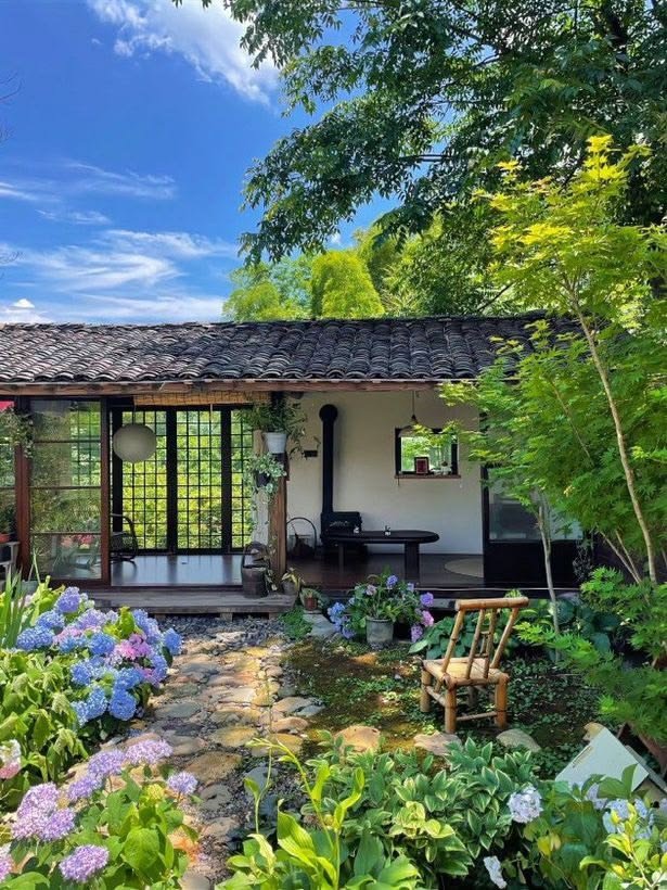 𝑝𝑢𝑟𝑒 tweet media