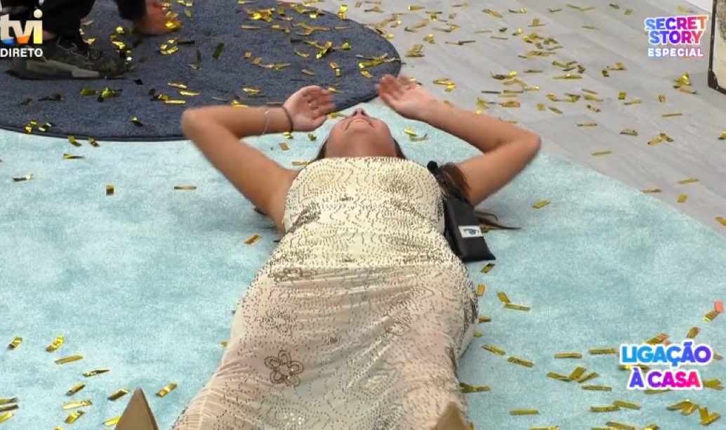 Rebecca 🎾🦇🚪🐱 tweet media