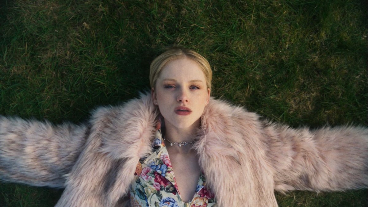 _watchsunrise's tweet image. Everybody gotta to lock into #Mint 

Such a gorgeous show, think Romeo and Juliet but in Scotland @BBCiPlayer