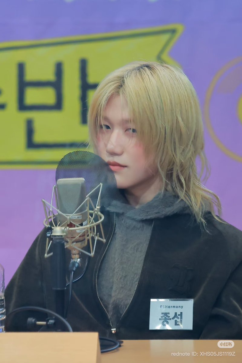 whiskers tweet media