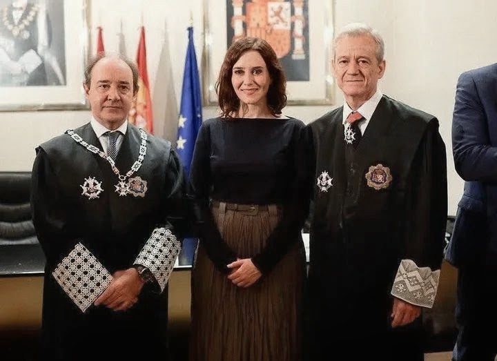 Separación de poderes?