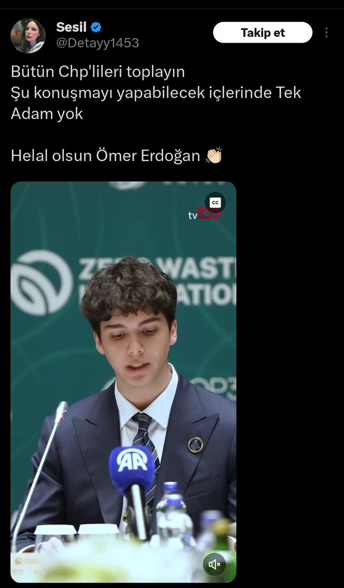 harmoni1938's tweet photo. ABD doğmuş büyümüş (emin değilim ama öyle olma ihtimali çok yüksek) eğitim görmüş ABD vatandaşı biri İngilizce konuşuyor diye sevinen sefiller 🙃

Dedesine de öğretse keşke... https://t.co/3pnhnsbP53