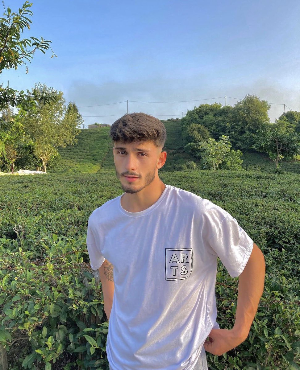 𝐒𝐨𝐬𝐲𝐚𝐥 𝐁𝐢𝐫 𝐁𝐞𝐥𝐚 ⚡️ tweet media