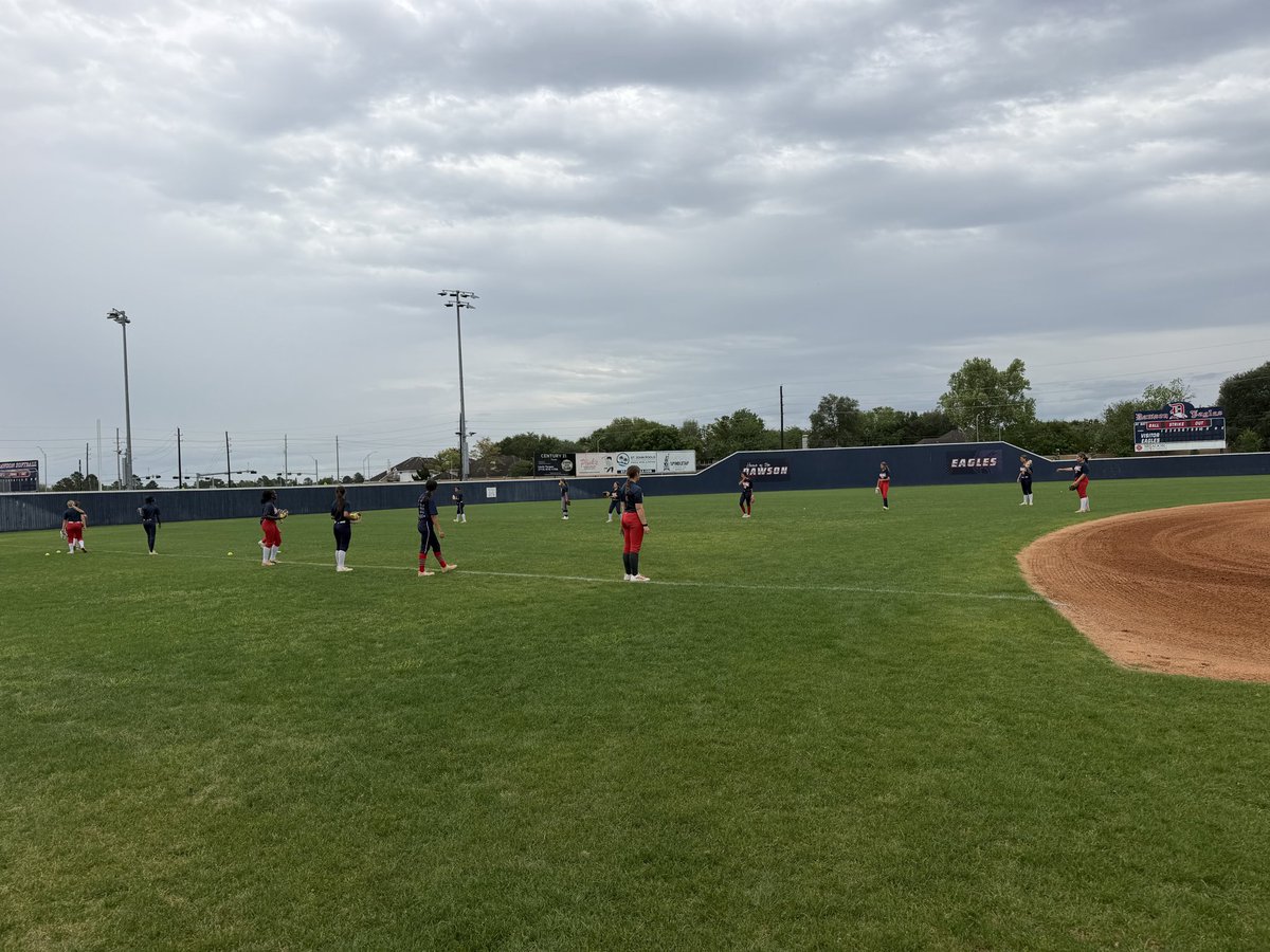 dawson_eaglesSB's tweet image. Thank you @dawson_baseball for allowing us to use your cages and field to get some work in before playoffs!
#FAMILY