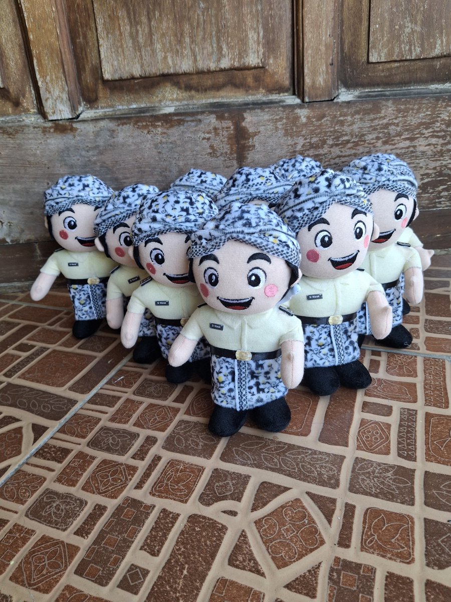 Boneka pegawai imigrasi imipas si warak dari semarang. Pembuat boneka maskot custom wa 085728309759