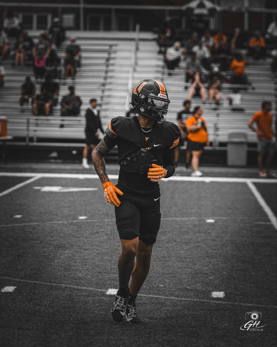 ✞ DOMINIC JONES JR ✞ tweet media