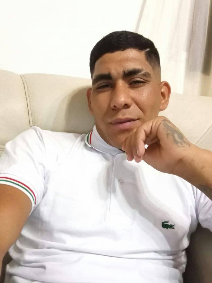 Heterossarg's tweet photo. NEGRO VILLERO ARGENTINO🇦🇷

BUSCA PUTO Q LE CHUPE LA PIJA y q s deja romper bien LA COLA a PeLo
LE ENCANTA Q LE TOMEN LA Leche
Una siempre tiene q estar LISTA  para mamarle la verga a la hora que le pinta o anda calient el macho

 ⭐️TELEGRAM☆GRATIS⭐️

✴️https://t.co/w7JhKRnV5L https://t.co/oEGG8vlWbU
