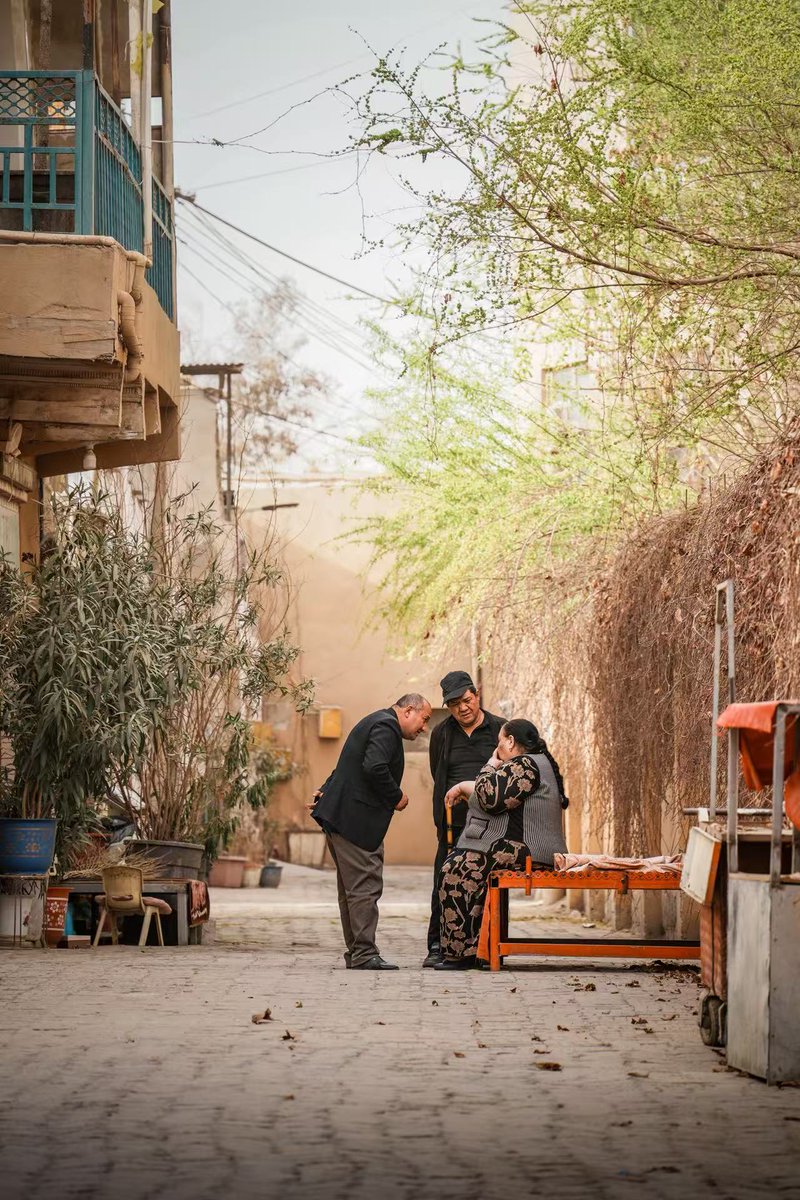 fatir0505's tweet image. Every stitch, every felt, every woven piece—
a glimpse into the warm, everyday life of #SouthernXinjiang 🧵📷
#Handcraft #ThroughMyLens #VisualStorytelling
