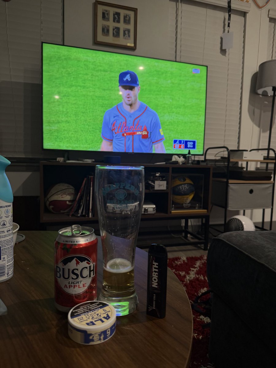 BumpmanLou's tweet photo. Braves are winning, parlay hit, and I got the big three in front of me. Yea i’m gonna think of this moment ten years from now. #blessed https://t.co/P31f0J3Ztn