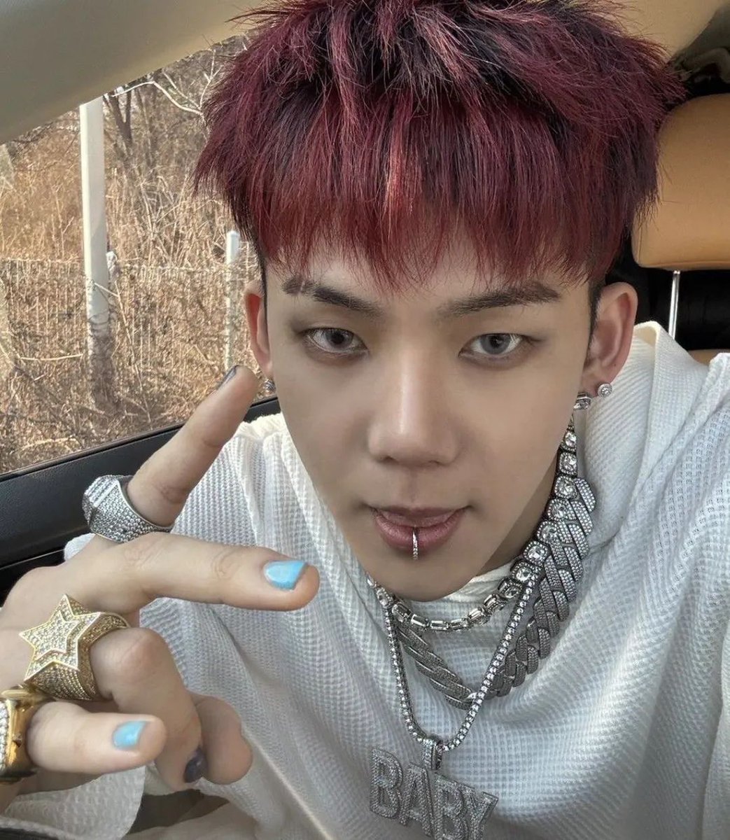 BaseTreasu1607's tweet image. 🥳 HAPPY BIRTHDAY 🥳
MY BABY 

#TREASURE #CHOIHYUNSUK #HAPPYBIRTHDAY