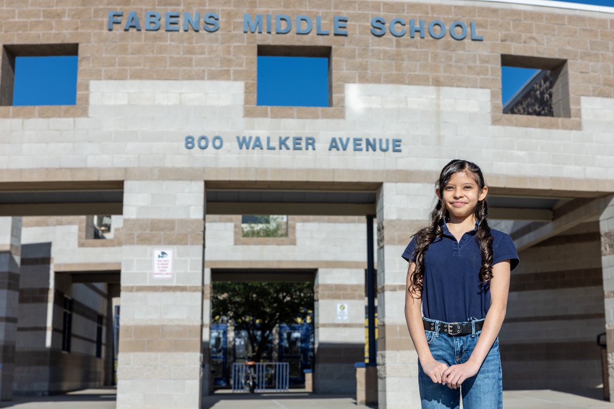 FabensISD's tweet photo. Big voices coming out of Fabens!

Proud of our 6th graders Alyson Varela and Ariana Torres for being named finalists in the national “Do the Write Thing” essay contest.

Next stop: UTEP interviews, then the awards ceremony… and maybe even Washington, D.C. 🇺🇸✈️

#FabensForever https://t.co/Oj0u9vt20P