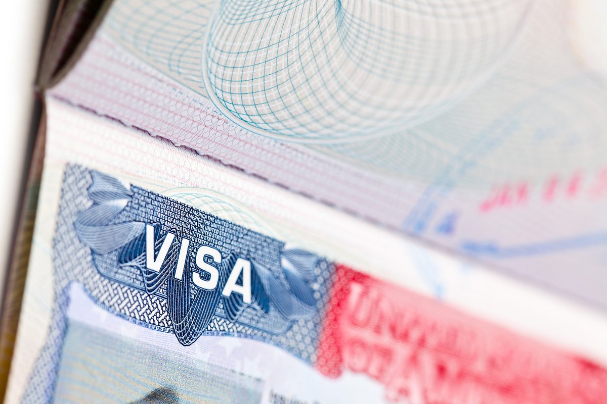 natlawreview's tweet image. DOS and USCIS Expand Immigration Screening Across Visas and Benefits natlawreview.com/article/dos-an… #Immigration #Work #Laws @mollymotoole