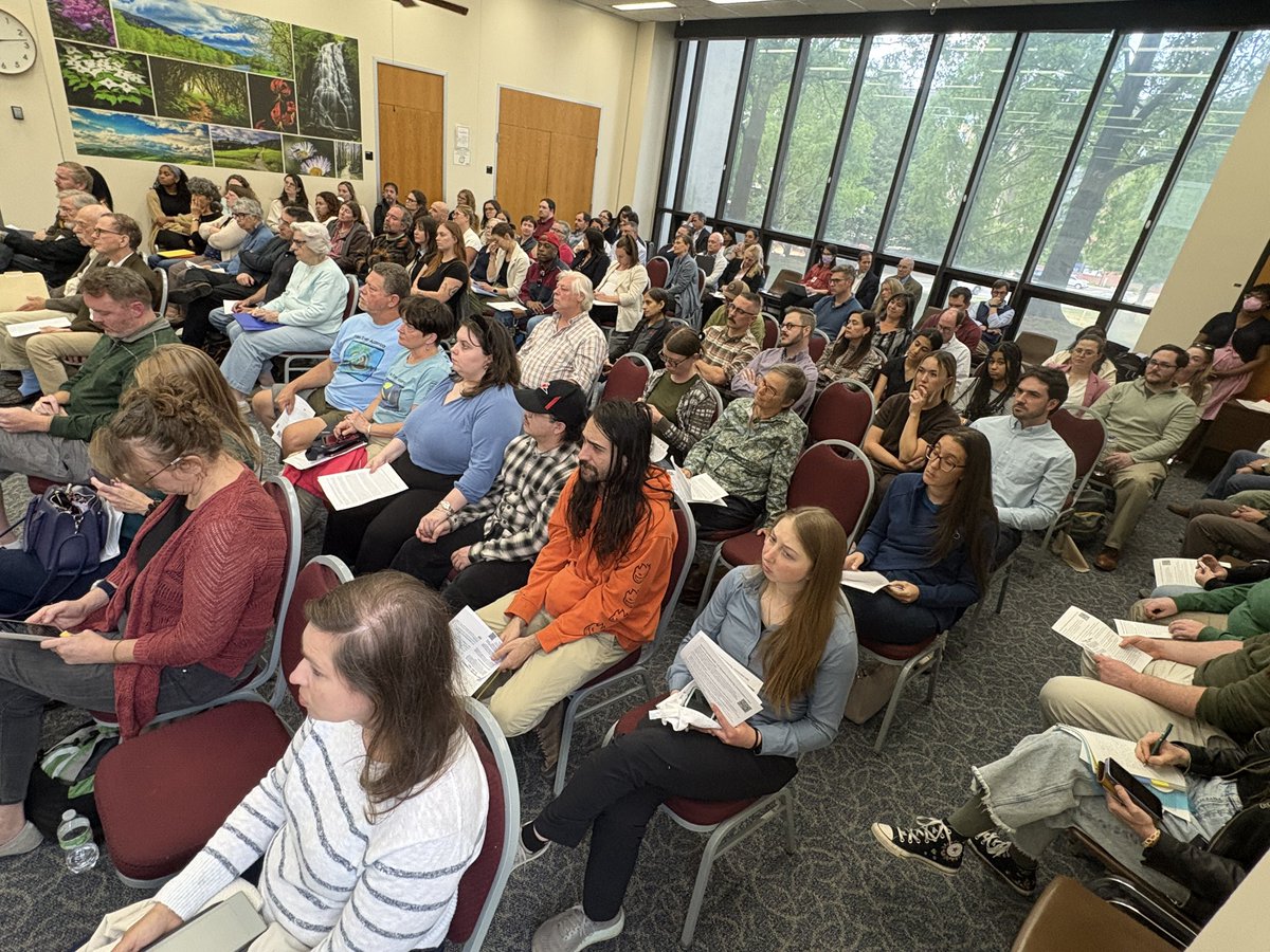 thatreporter's tweet image. Full house at tonight’s PFAS public hearing in Raleigh. Many are upset that the states proposed rules do not have penalties or enforceable limits for polluting companies. Background on @WRAL : wral.com/news/state/nor… 

#emc #deq #pfas #foreverchemicals #nc #raleigh