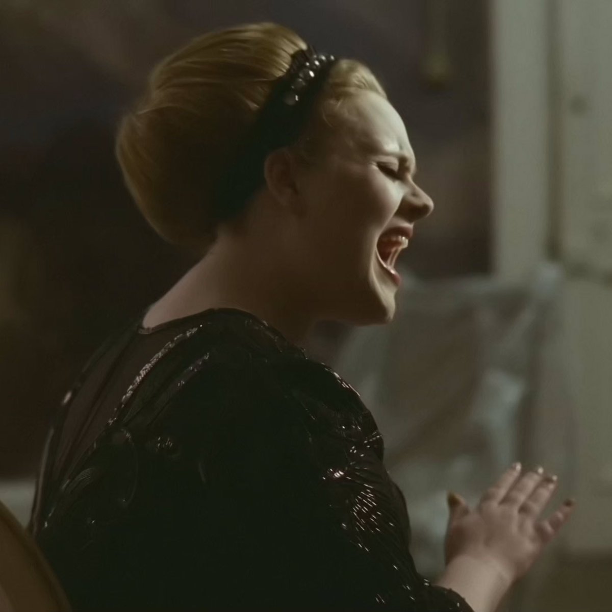 Adele Charts 🪐 tweet media