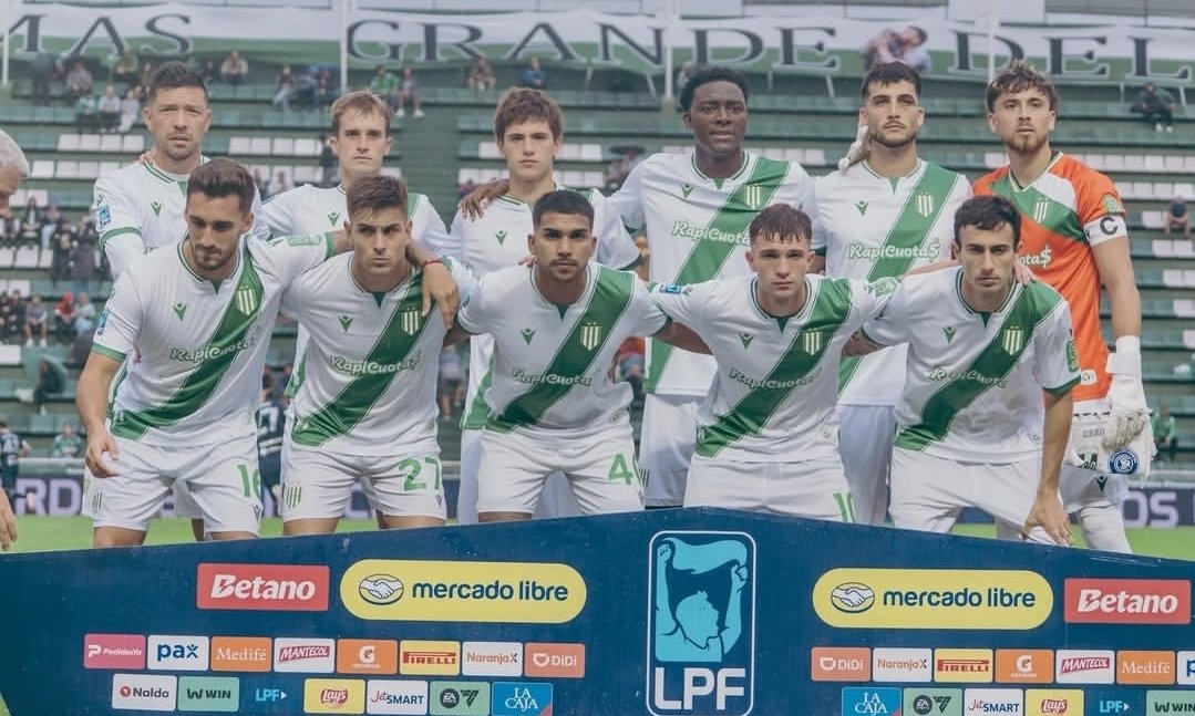 Partido decisivo q la CD acepta jugar en dia y horario laboral, equipo q se conforma con empatar de local ante los suplentes de Indep. R y secada de nuca q no te sirve ni para q te dejen patear un corner 15 segundos despues pasado el descuento. #Banfield es una mediocridad total.