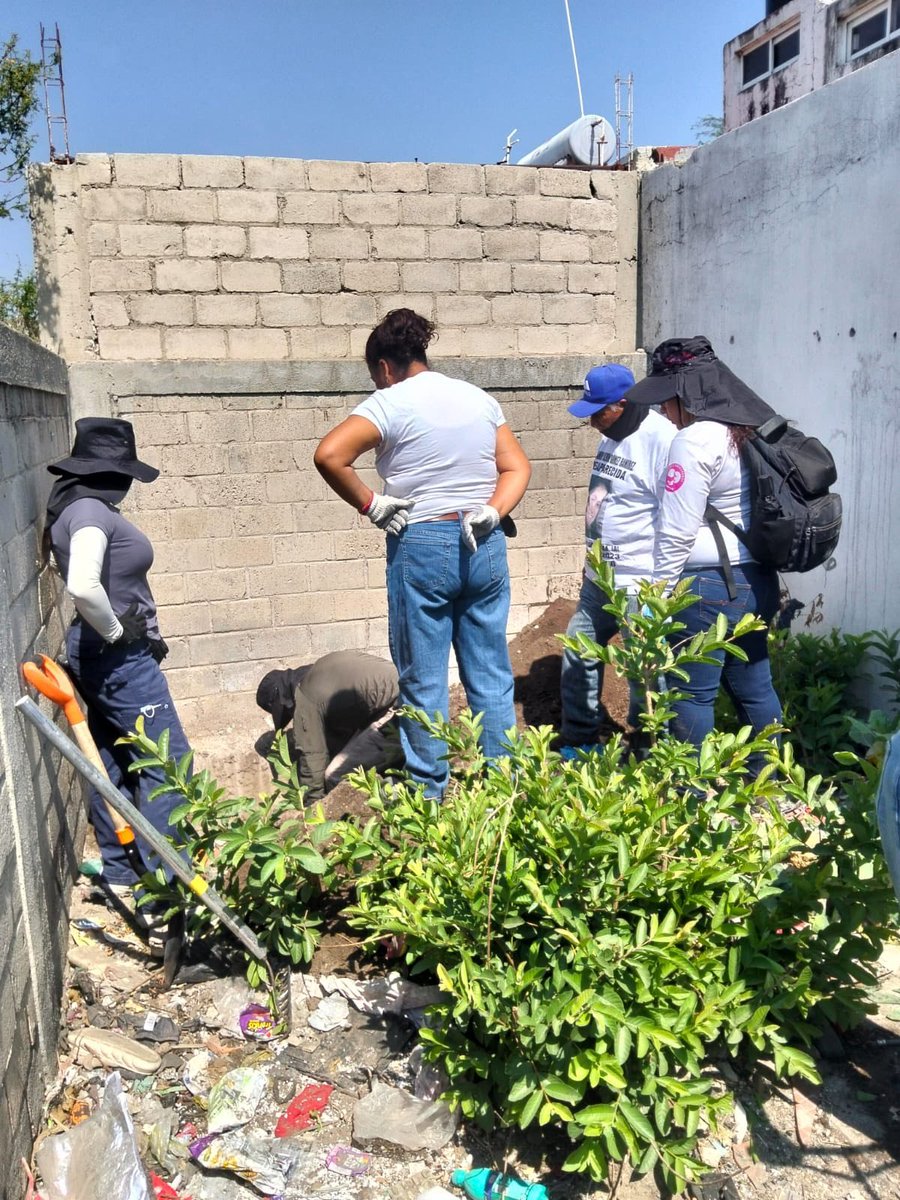 GARCIPAVON's tweet image. ✍️ Madres Buscadoras de Jalisco 👇
BÚSQUEDA EN CAMPO.
📍Chulavista, Tlajomulco
🗓️ 18 Abril
Durante una jornada de búsqueda en las etapas 16 y 17 de Chulavista, el colectivo fue amedrentado por al menos 9 personas en motocicletas que ingresaron a una vivienda donde se realizábamos