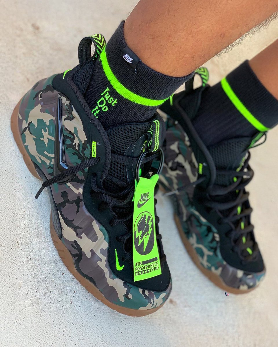 INSANE SNEAKER™ tweet media