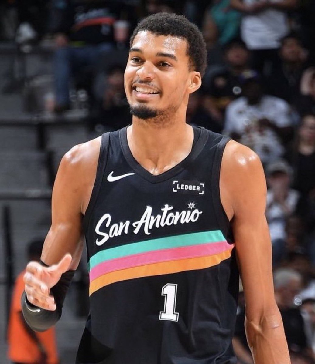 Hoop Central tweet media