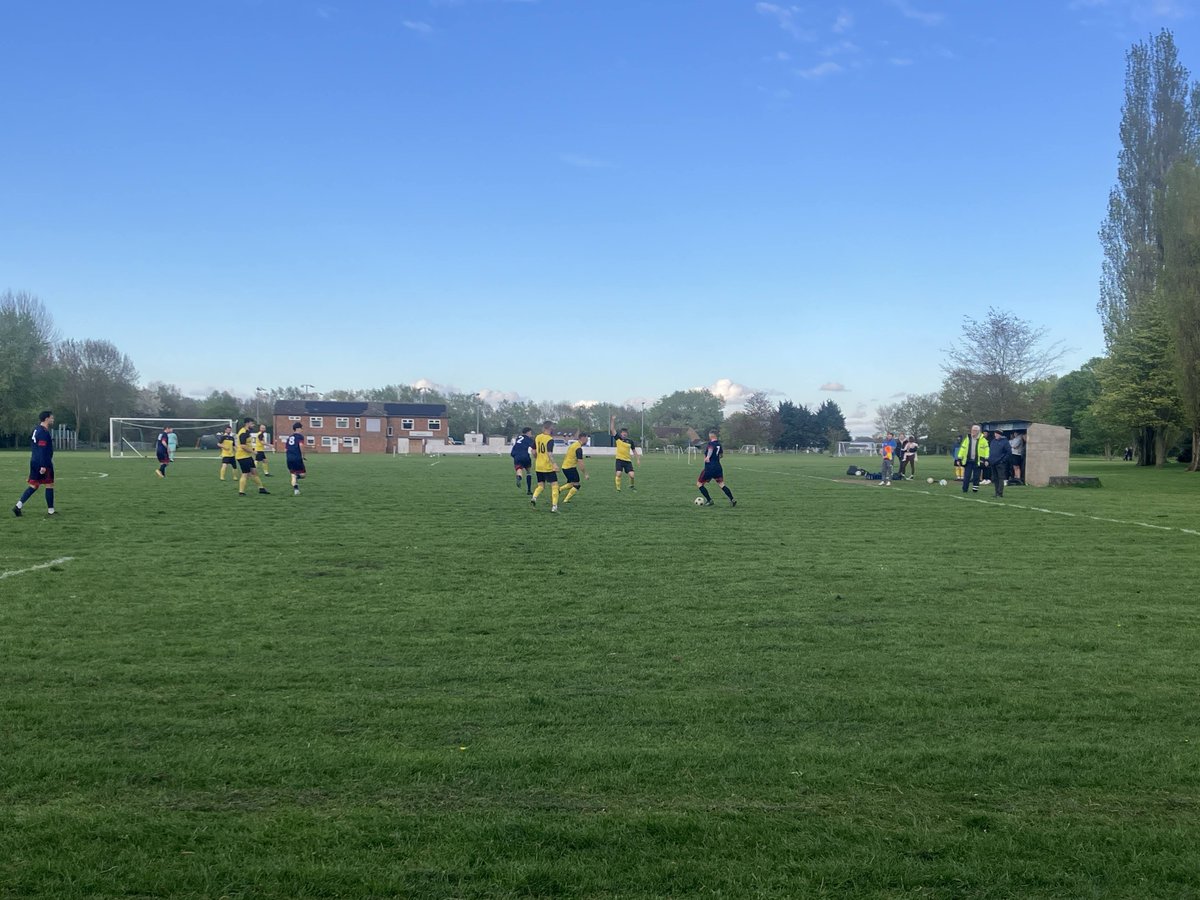 steveb2307's tweet image. Tonight's #groundhopping was in the @MinsterFootball York League. @rufforth_united v @thorpeunitedfc is on my blog stevebthegroundhopper.blogspot.com/2026/04/ruffor…