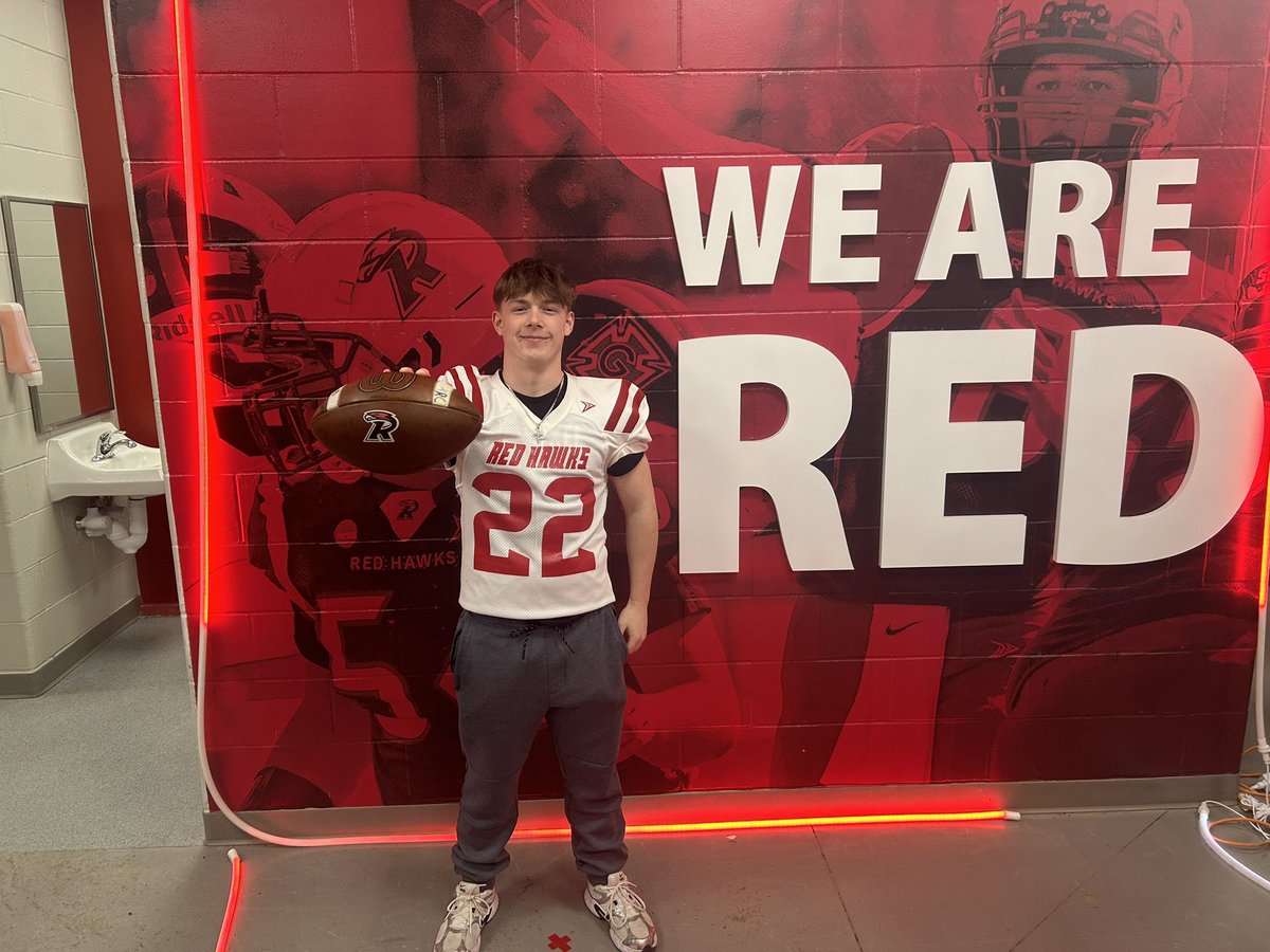Thanks to <a href="/Jmar56/">Jake Marshall</a> and everyone at <a href="/RiponRedHawkFB/">Red Hawk Football</a> for having me out to their junior day! Great to grow this relationship!