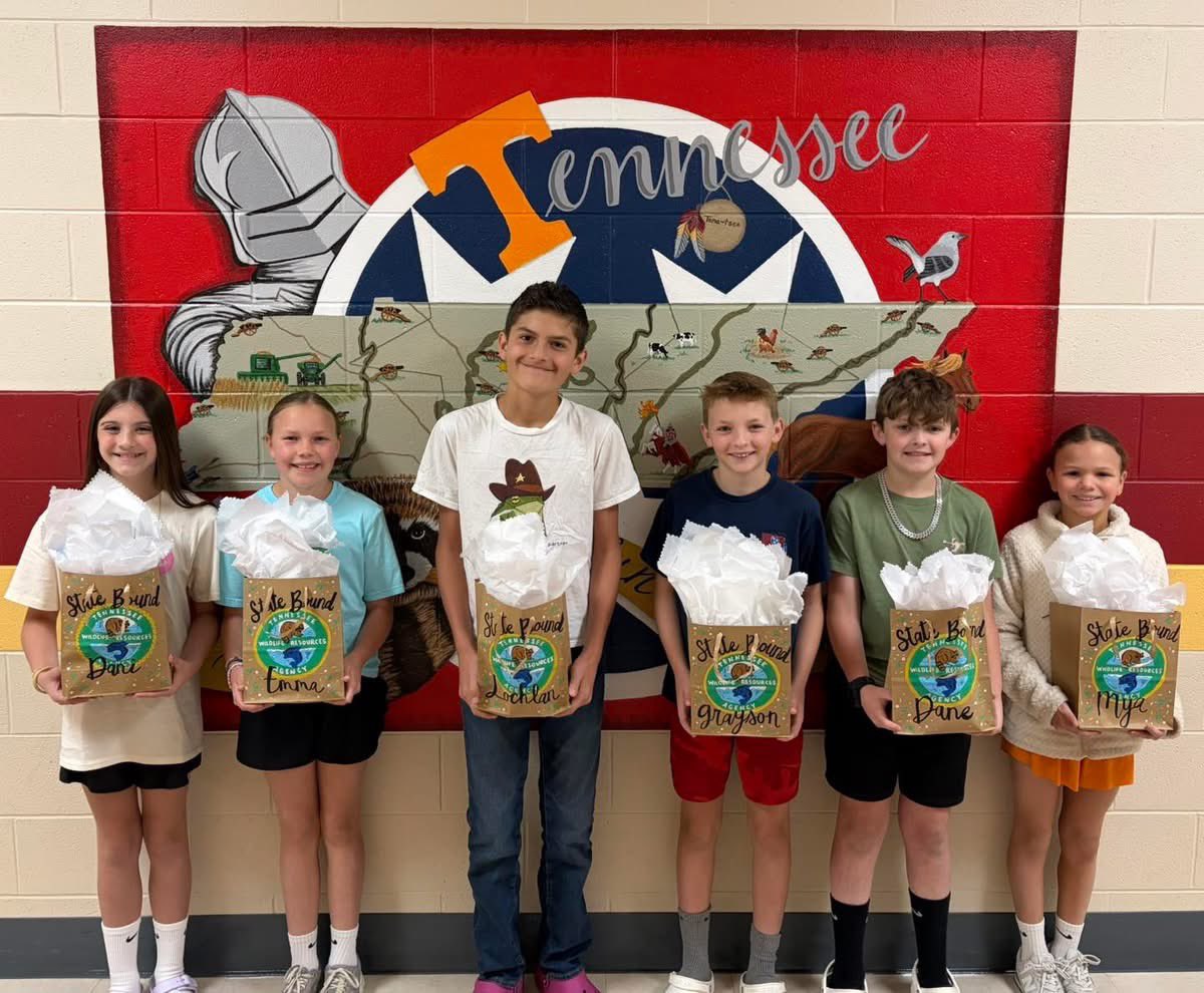 ParkView_Knight's tweet photo. 🥁 Huge win!

Six of our 5th graders took 1st Place at TSIN State AND earned the Boots on the Ground Award—meaning their idea is ready for real-world use! 👏

They created an app to help track invasive fish in TN waters. So proud of these bright minds!!! https://t.co/7AEL6rv8ic