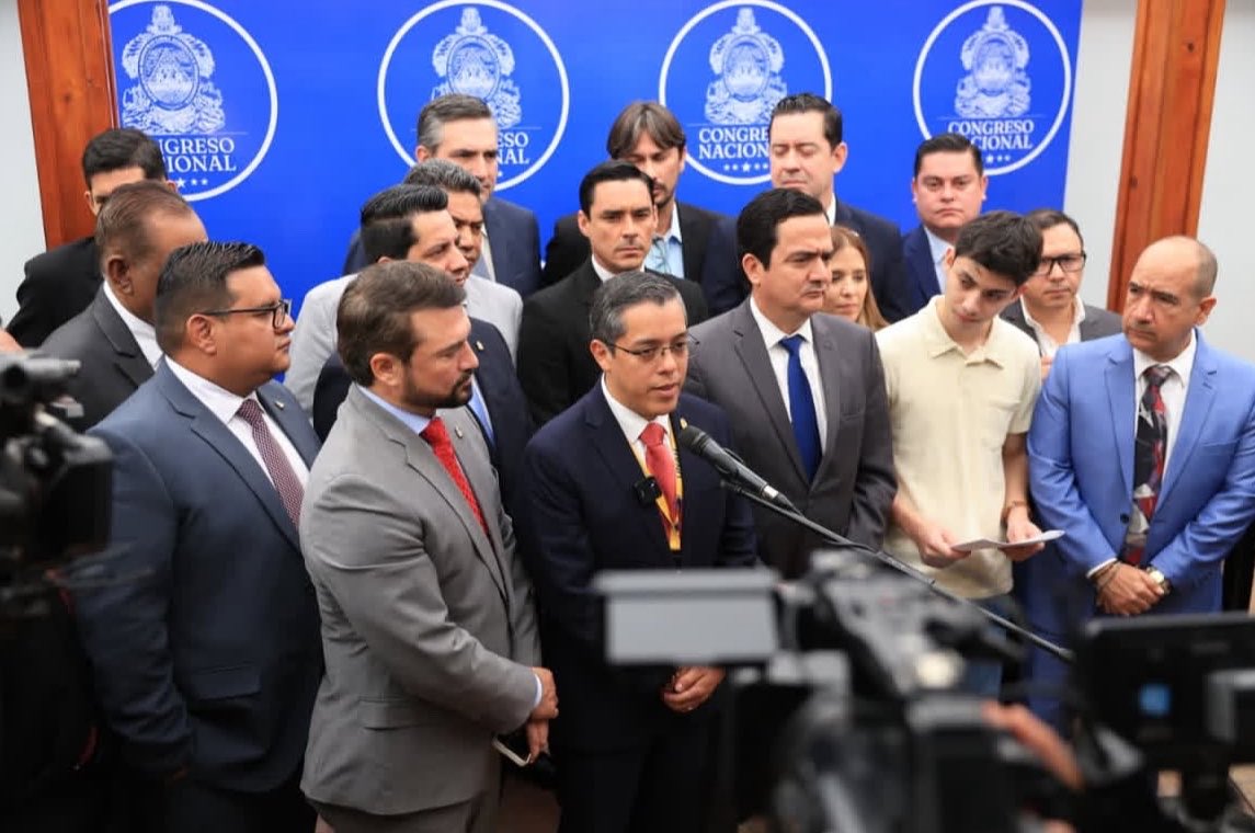 Steven Rodríguez tweet media