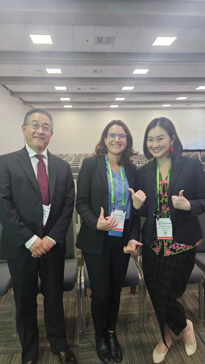 Valeriechew29's tweet image. Had a great session on Precision care for #livercancer today at #AACR26 with my fellow speakers @allaire_manon and @HoshidaYujin, for the East meets West perspectives. Indeed, treating #hcc is an ongoing battle, which a real difference is made possible by working together!