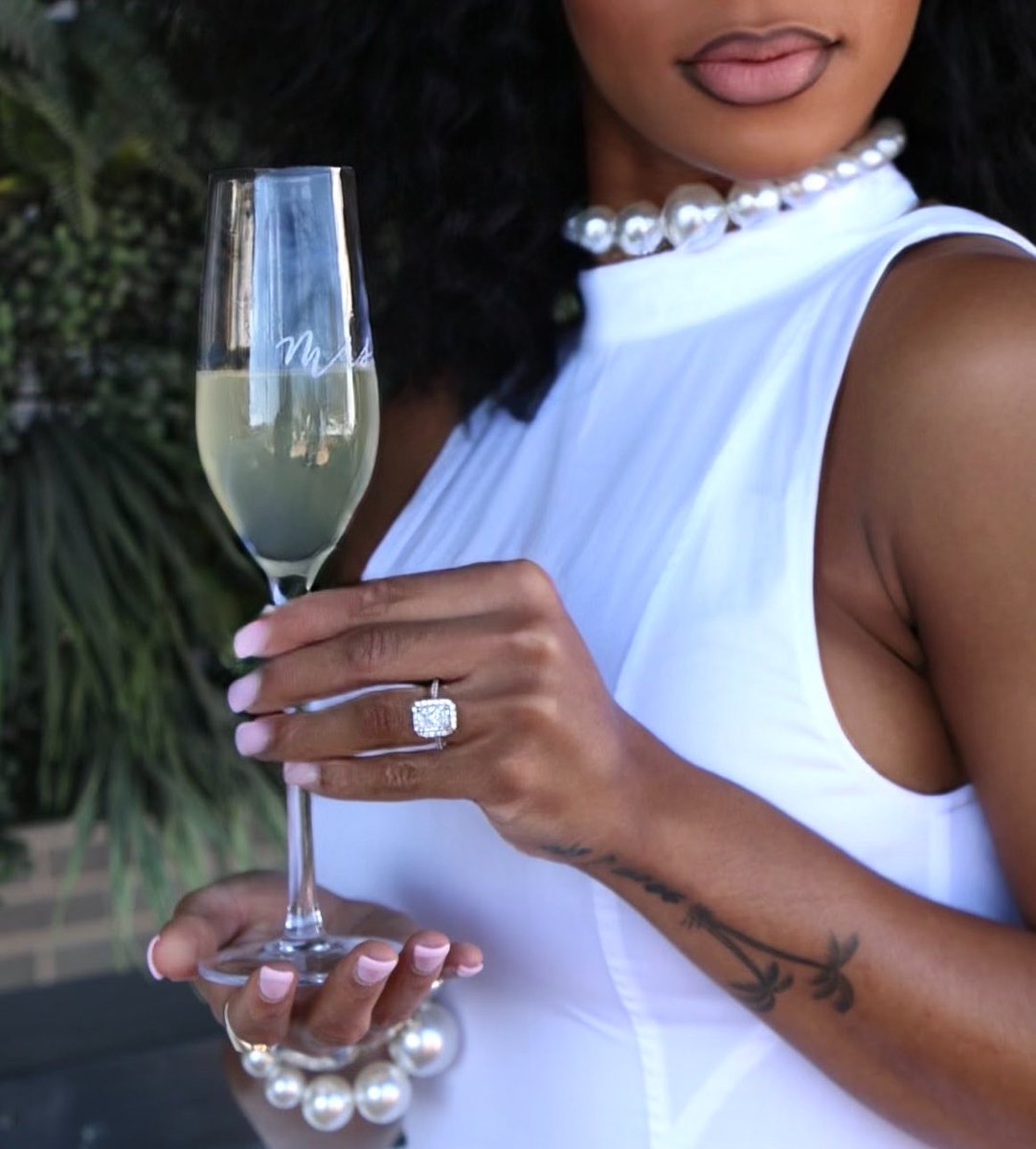 CAELI K. tweet media