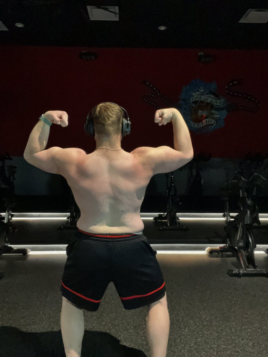 masterjacob29's tweet image. Worship this back as I take all your money 
#findom #cashmaster #alpha #cashapp $muscleman334