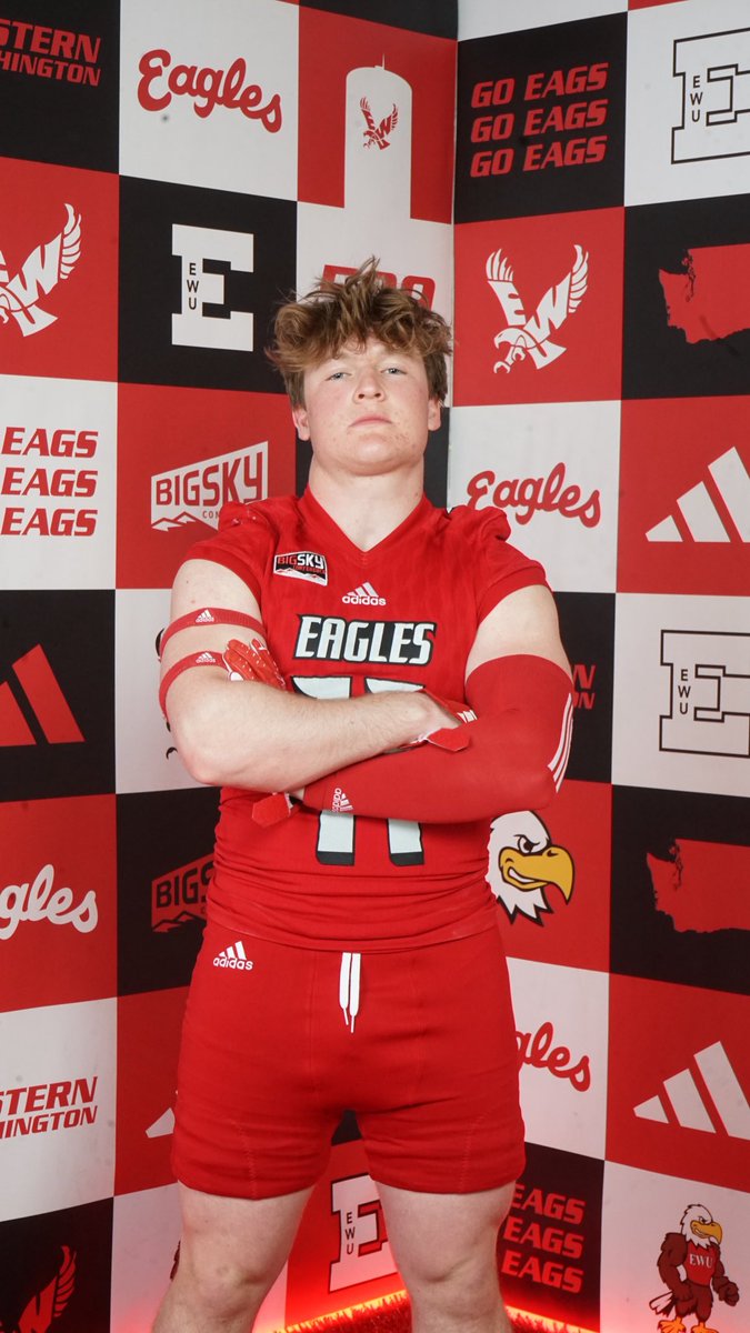 ColeRueschhoff's tweet photo. Had an amazing visit at @EWUFootball this weekend! 🔴⚪️
Thank you @CoachHutton__, @Coach_CPadilla, and @RyanLewis_38 for the incredible hospitality and great conversations. #AGTG 

@CoachSaravis @SixZeroAcademy @milehighprep https://t.co/RXdQHz4wOk
