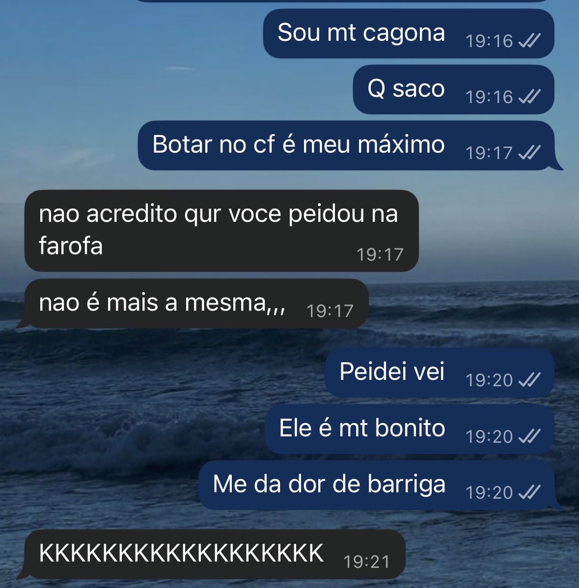 mafefreaa's tweet photo. As vezes no silencio da noite… https://t.co/fYkwGXaZ2d