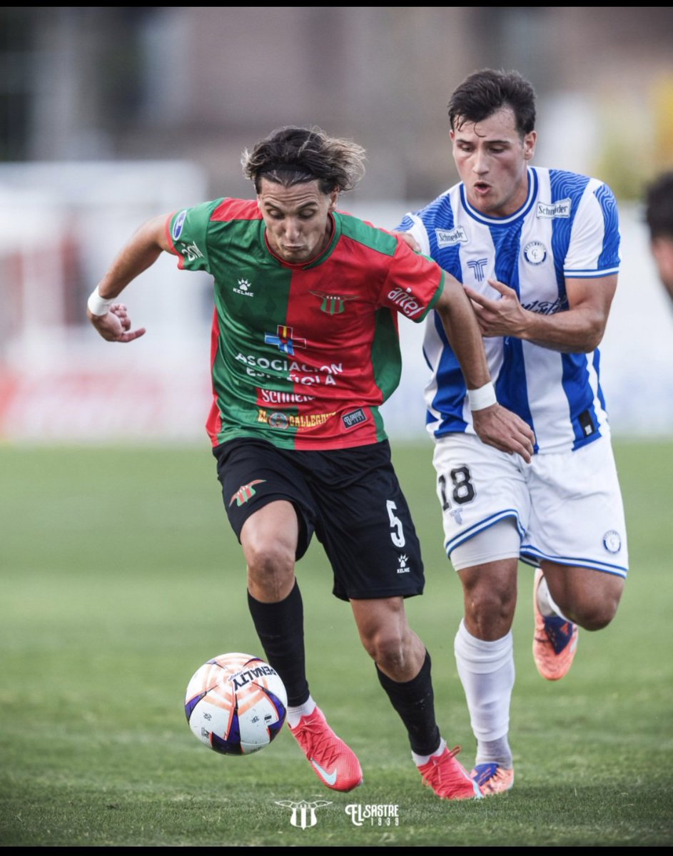 BachsMartin's tweet image. 🟥🟩 #SASTRE POR LA MÍNIMA: #BOSTON VENCIÓ 1-0 A CERRO LARGO EN #FLORIDA

El Sastre volvió al triunfo y recupera terreno en la Anual. Francisco Bonfiglio anotó el único gol del partido a los 83'. El delantero #argentino recibió la pelota en plena área, giró y la mandó a guardar.