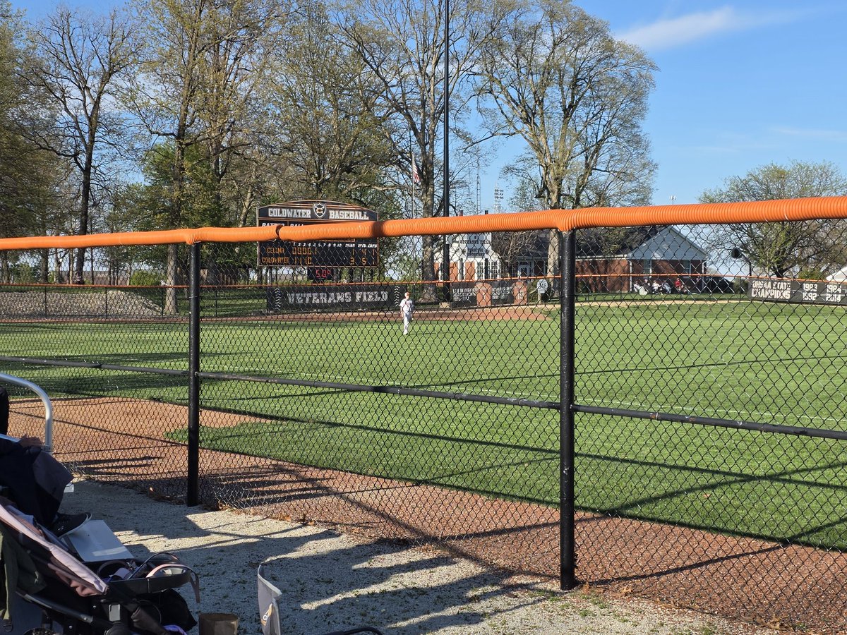 TheRealMrMader's tweet photo. ⚾️ Coldwater Cavaliers Baseball ⚾️
Big night at Veterans Field! Coldwater is leading Celina 4-1 in the bottom of the 5th inning.
Great energy, strong play, and the Cavs are rolling at home! Let’s keep it going! 🔥🧡🖤 https://t.co/s9WHBrbLFO
