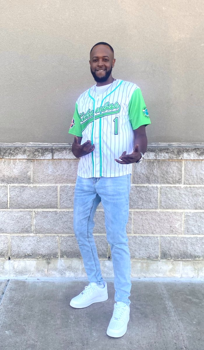 Oso1Hundred's tweet image. Happy 420 Birthday to Me!! #birthday #420day