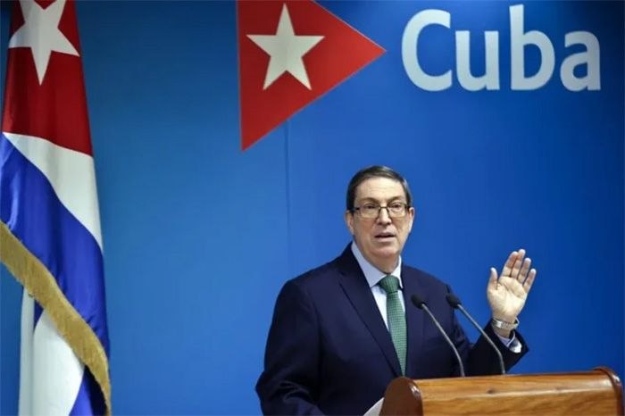 Agradece Cuba apoyo de Izquierda Europea contra el bloqueo de EE. UU.
#CubaNoEstáSola 
#LatirAvileño