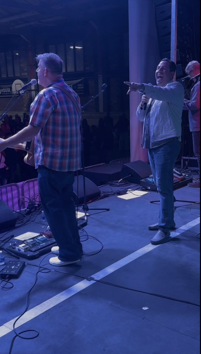 archnog's tweet photo. Was an absolute blast to be able to jump on stage with Better Late this weekend, meet up with prodigy  Kobi Reese and help support Foundation for Sustainable Veteran Housing. 22 new homes for veterans in need. https://t.co/lqX30JhUXM