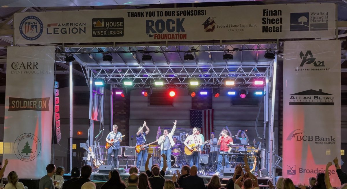 archnog's tweet photo. Was an absolute blast to be able to jump on stage with Better Late this weekend, meet up with prodigy  Kobi Reese and help support Foundation for Sustainable Veteran Housing. 22 new homes for veterans in need. https://t.co/lqX30JhUXM